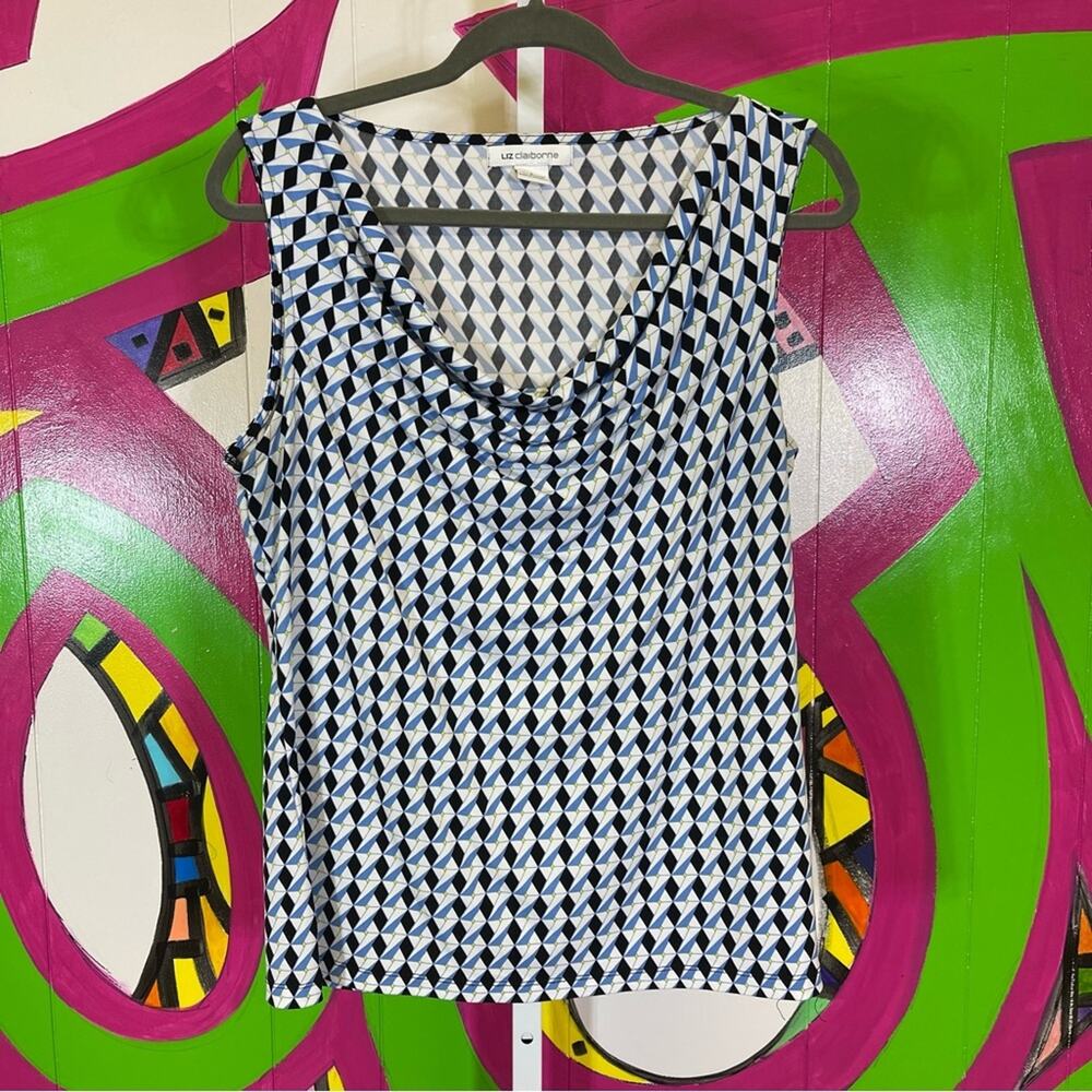 Liz Claiborne, Geometric Sleeveless Blouse. Size Large. In excellent condition!